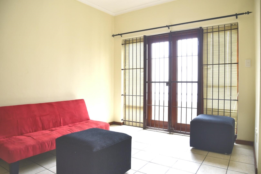 To Let 2 Bedroom Property for Rent in Dennesig Western Cape